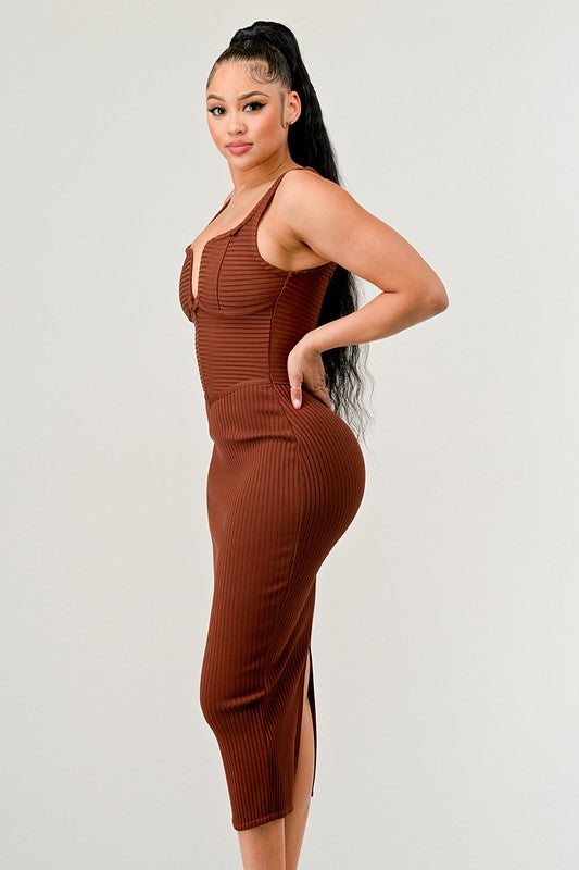 Breezy Chic Bandage Midi Dress – Effortless Elegance & Flattering Fit